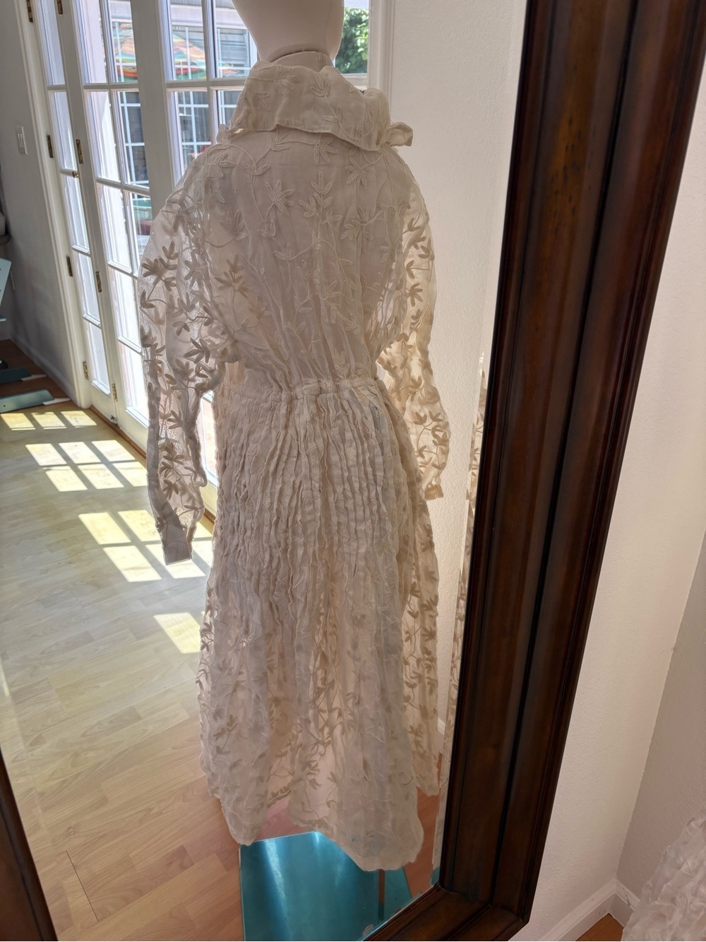 Cream Embroidered Long Trench Coat with Floral Appliqué - Picture 3 of 7